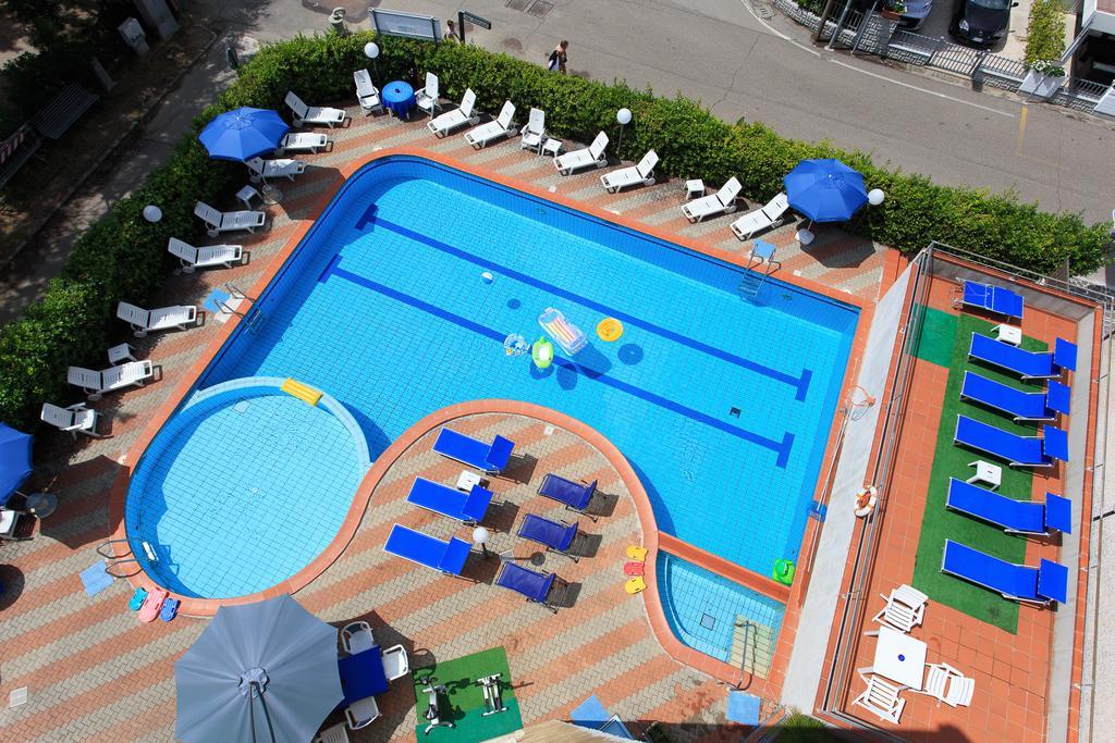 Hotel Real Cervia Exterior foto