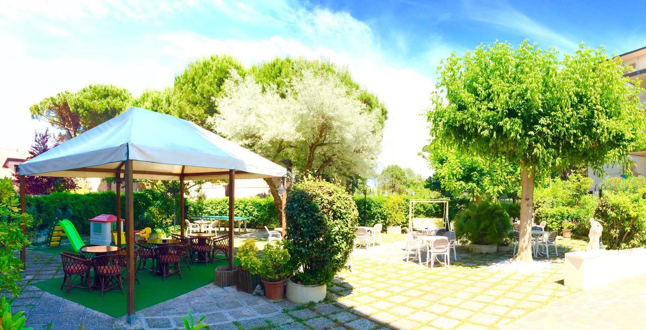 Hotel Real Cervia Exterior foto